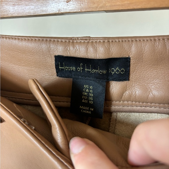 House Of Harlow 1960 Tan Vegan Faux Leather Front Pleats Trouser Pants 6 - Picture 3 of 3
